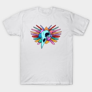 Raven skull with colorful feathers - Aestethic Goblincore T-Shirt